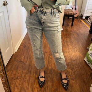 Acid Wash Cropped Jeans
